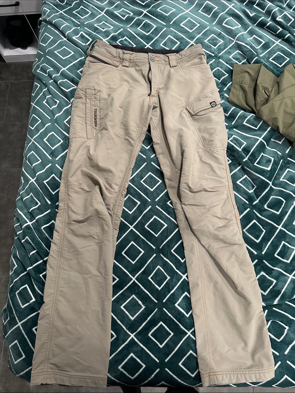 Men's Tactical Cargo Pants in Khaki – Lightweight Utility Style